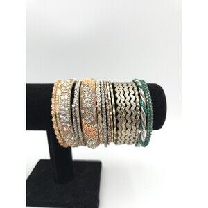 Lot of 19 Fancy Bangles Rhinestones Beaded Silver Or gold Tone Bracelets Boho
